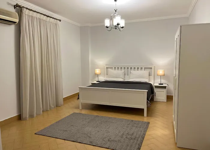 Chelay Apartments