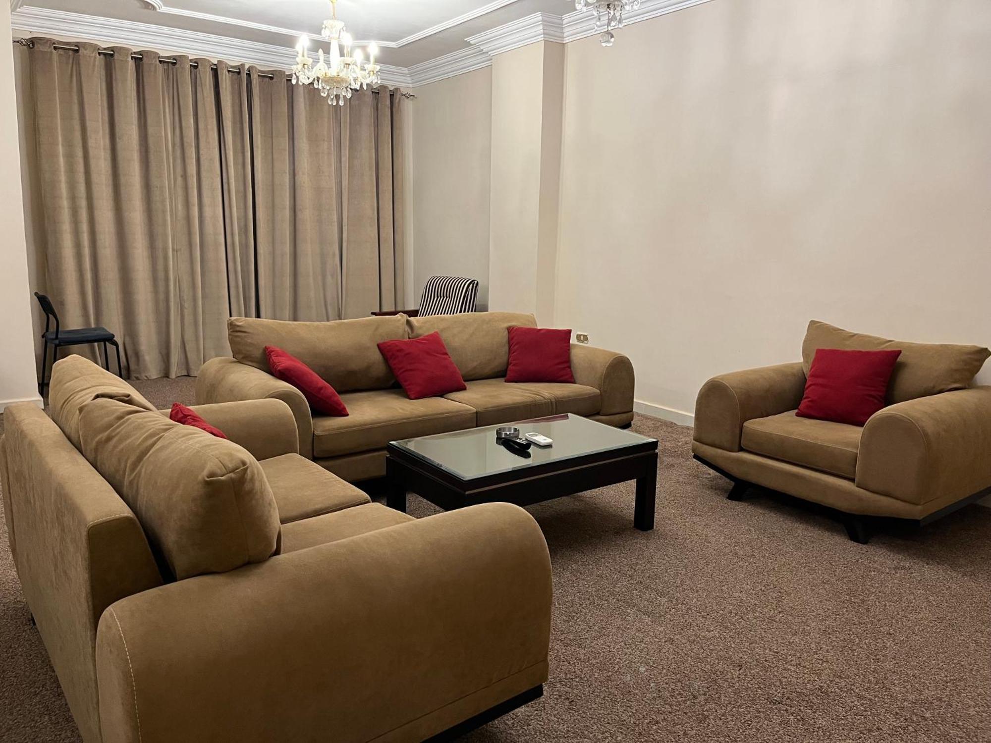 Chelay Apartment *