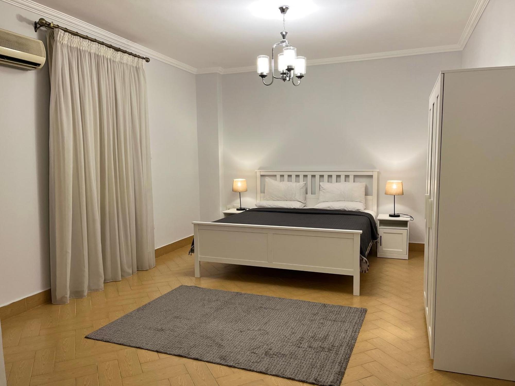 Chelay Apartment *